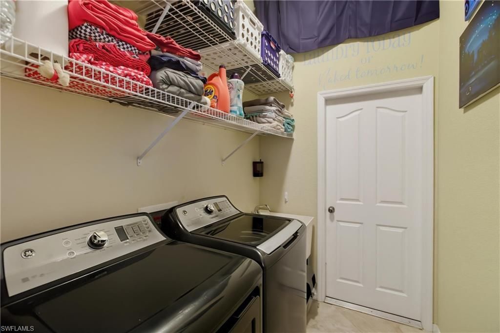 1017 SW 1st St, Cape Coral, FL 33991 Photo