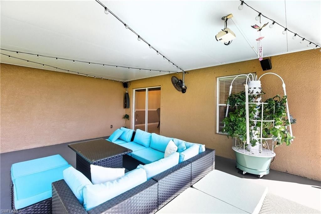 1017 SW 1st St, Cape Coral, FL 33991 Photo