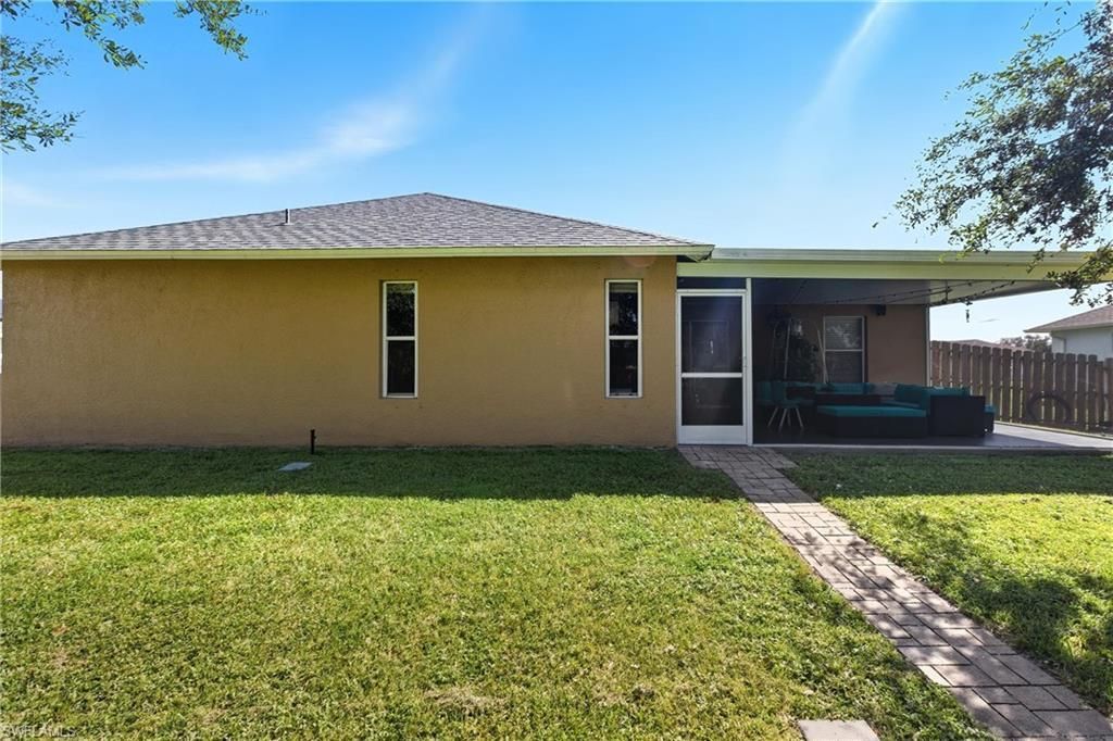 1017 SW 1st St, Cape Coral, FL 33991 Photo