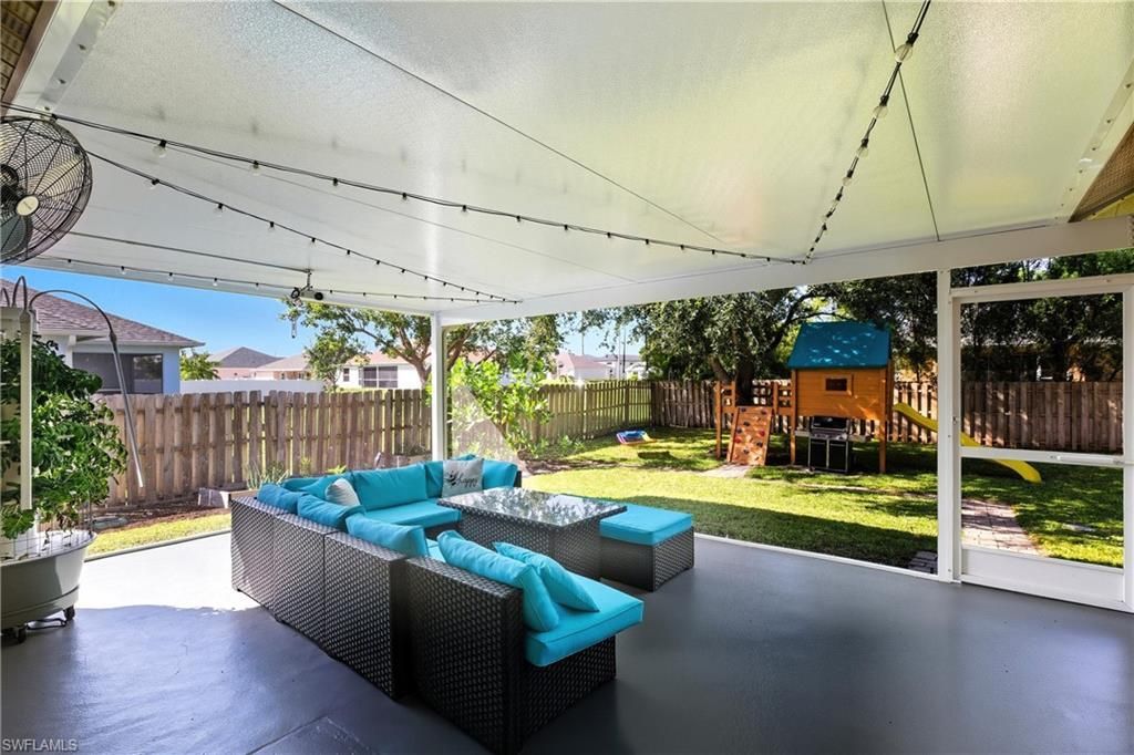 1017 SW 1st St, Cape Coral, FL 33991 Photo