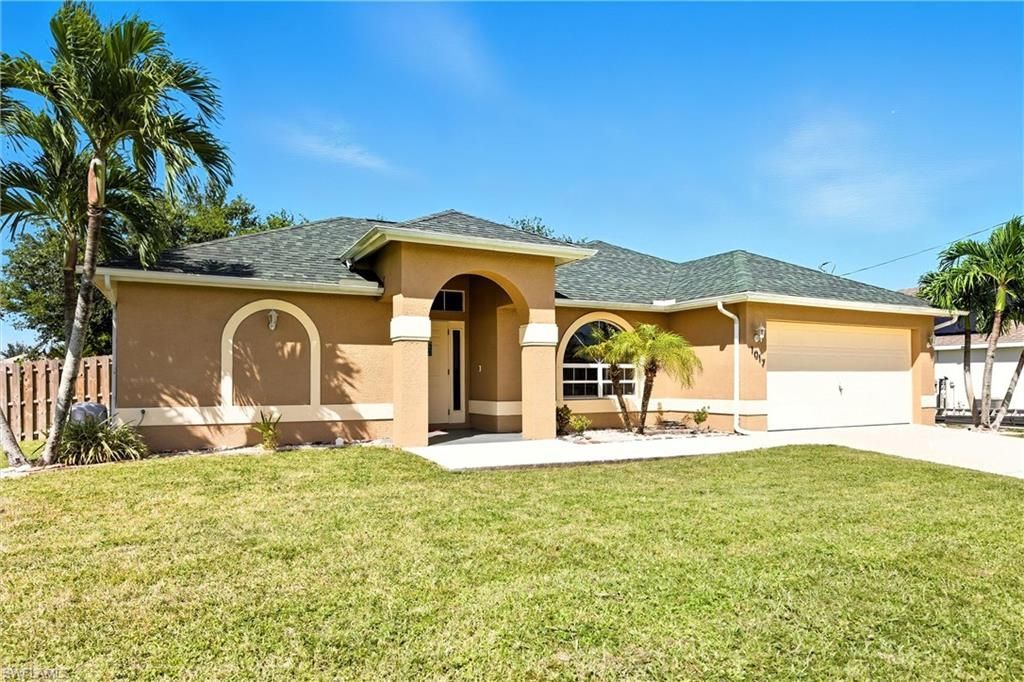 1017 SW 1st St, Cape Coral, FL 33991 Photo
