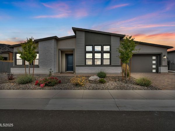 2348 Hammer Falls Drive, Reno, NV 89521