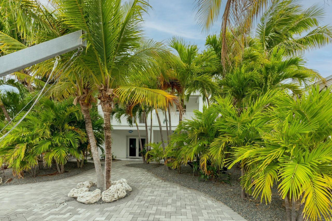 125 Sea Lane, Geiger, FL 33040 Photo