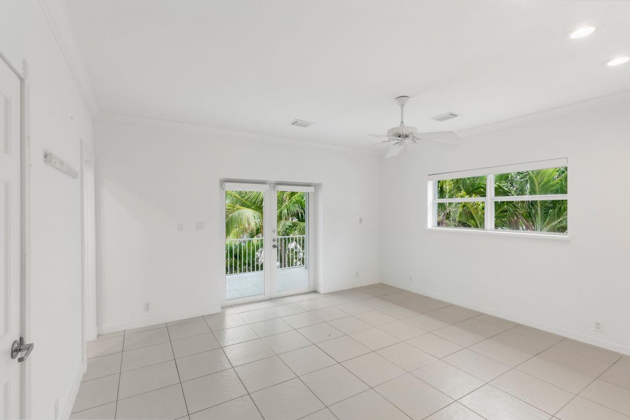 125 Sea Lane, Geiger, FL 33040 Photo