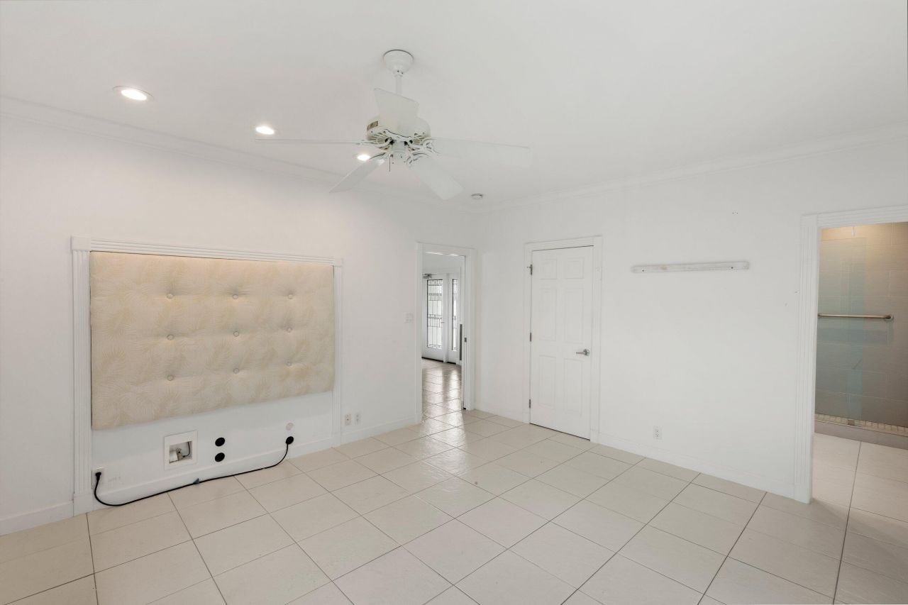 125 Sea Lane, Geiger, FL 33040 Photo