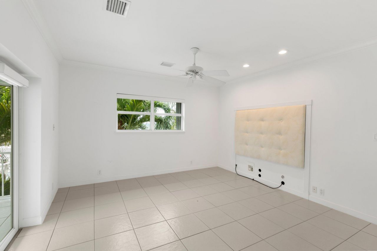 125 Sea Lane, Geiger, FL 33040 Photo