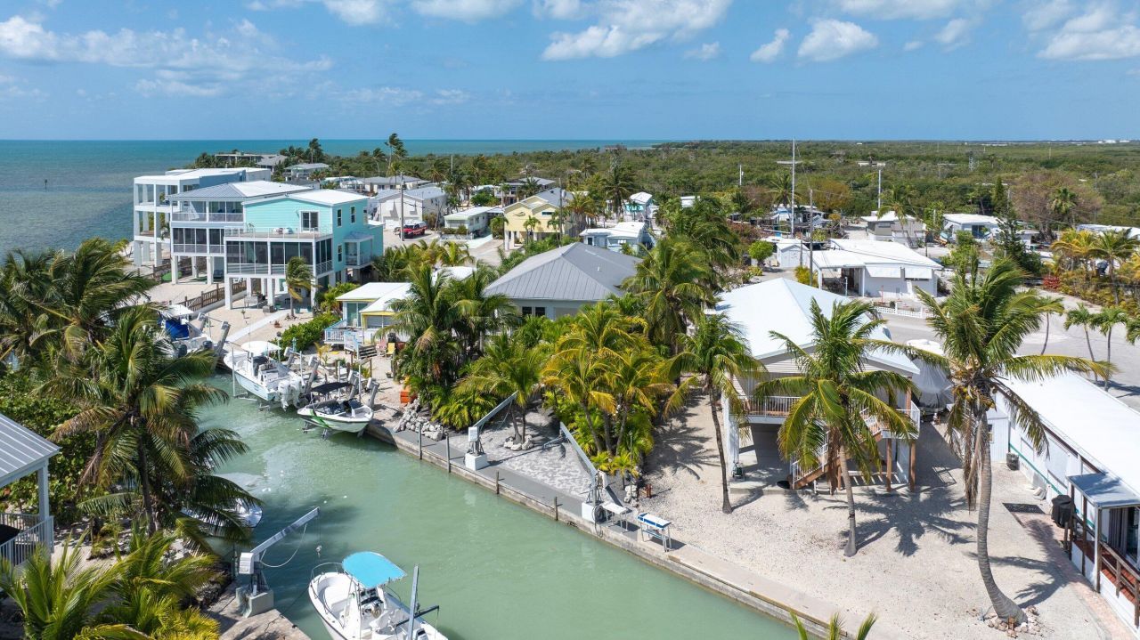 125 Sea Lane, Geiger, FL 33040 Photo