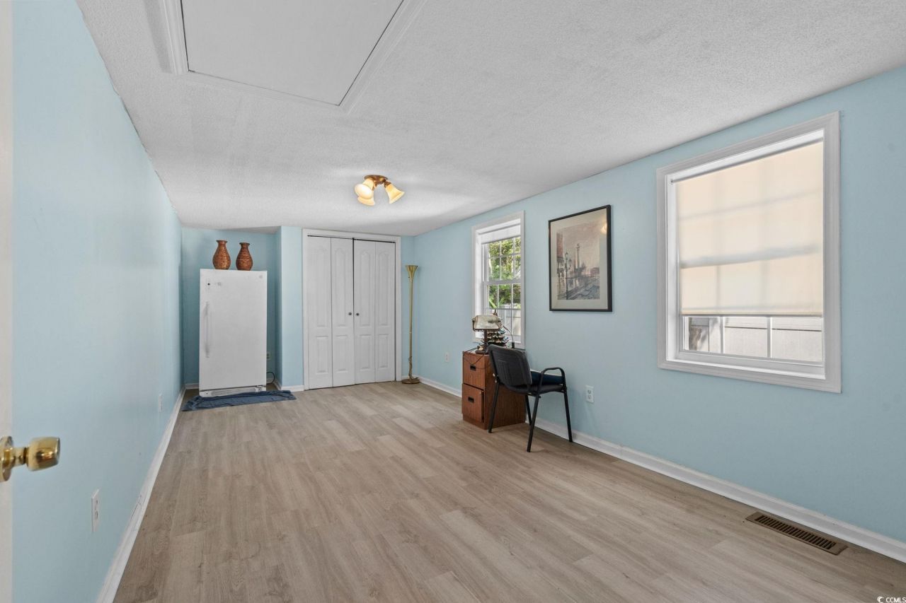 9017 Teal Dr. Photo 19