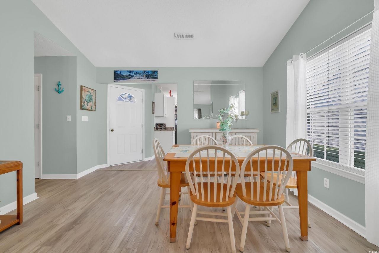 2169 Wedgewood Dr. Photo 8