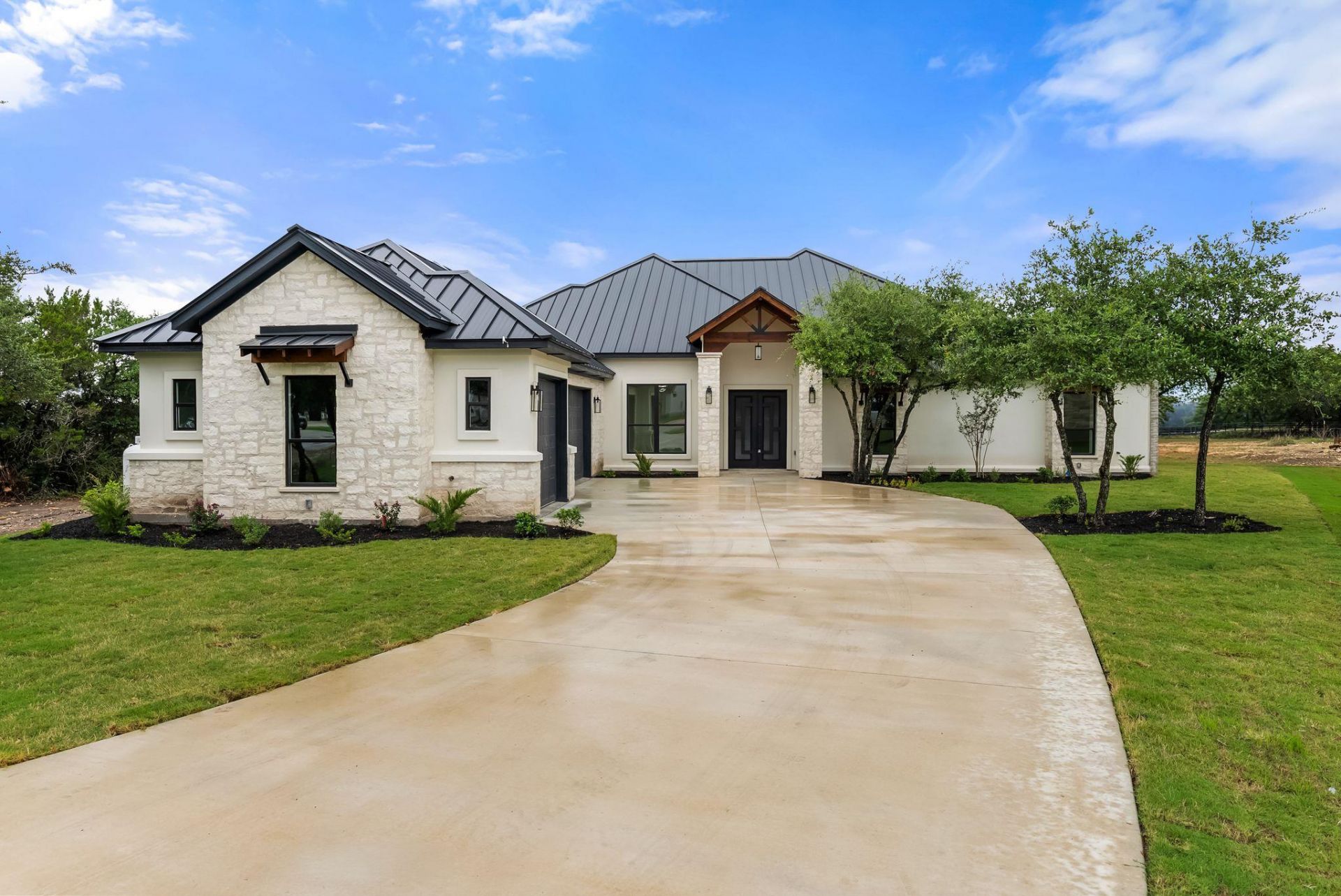 517 Vale Pond Spur, Georgetown, TX 78633 Main Photo