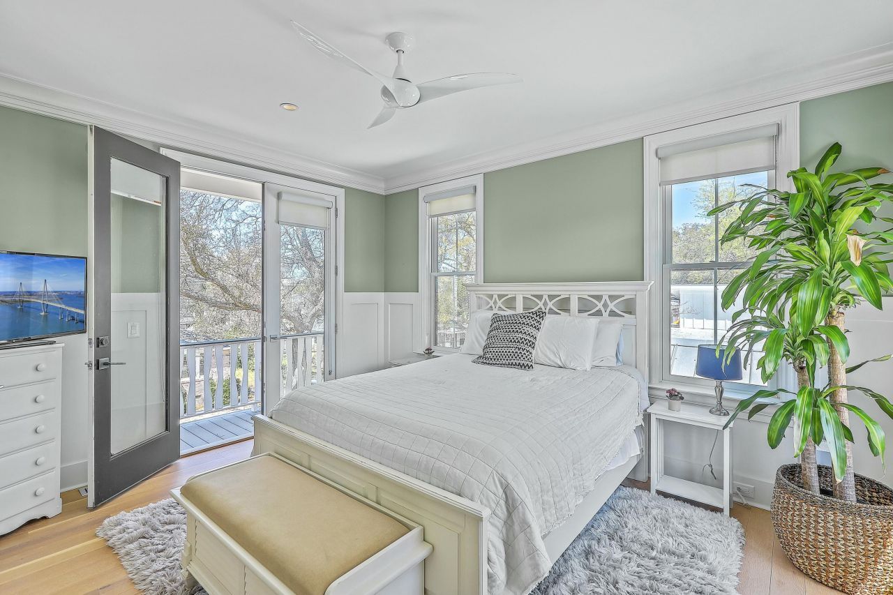 105 May Lane Photo 25