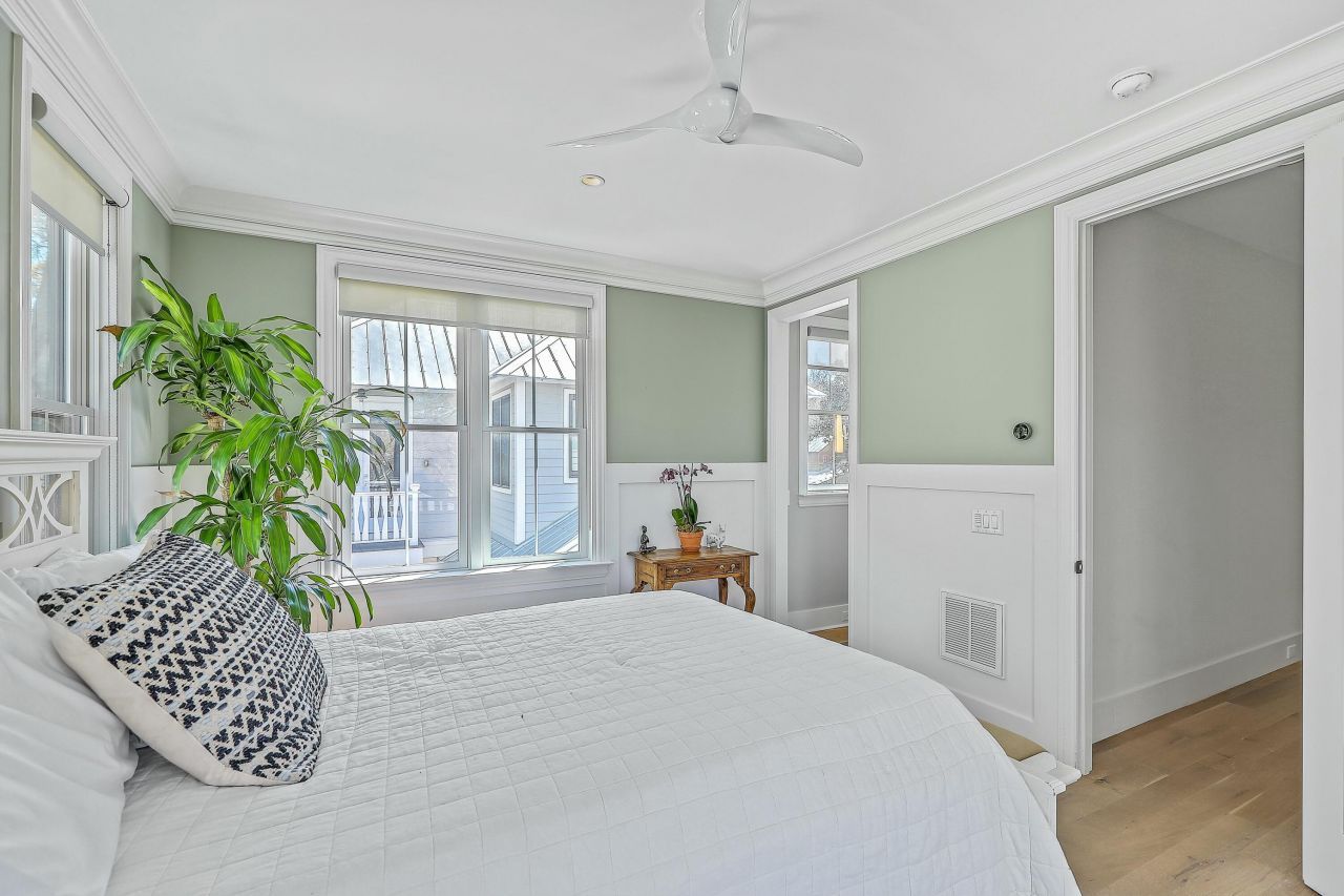 105 May Lane Photo 26