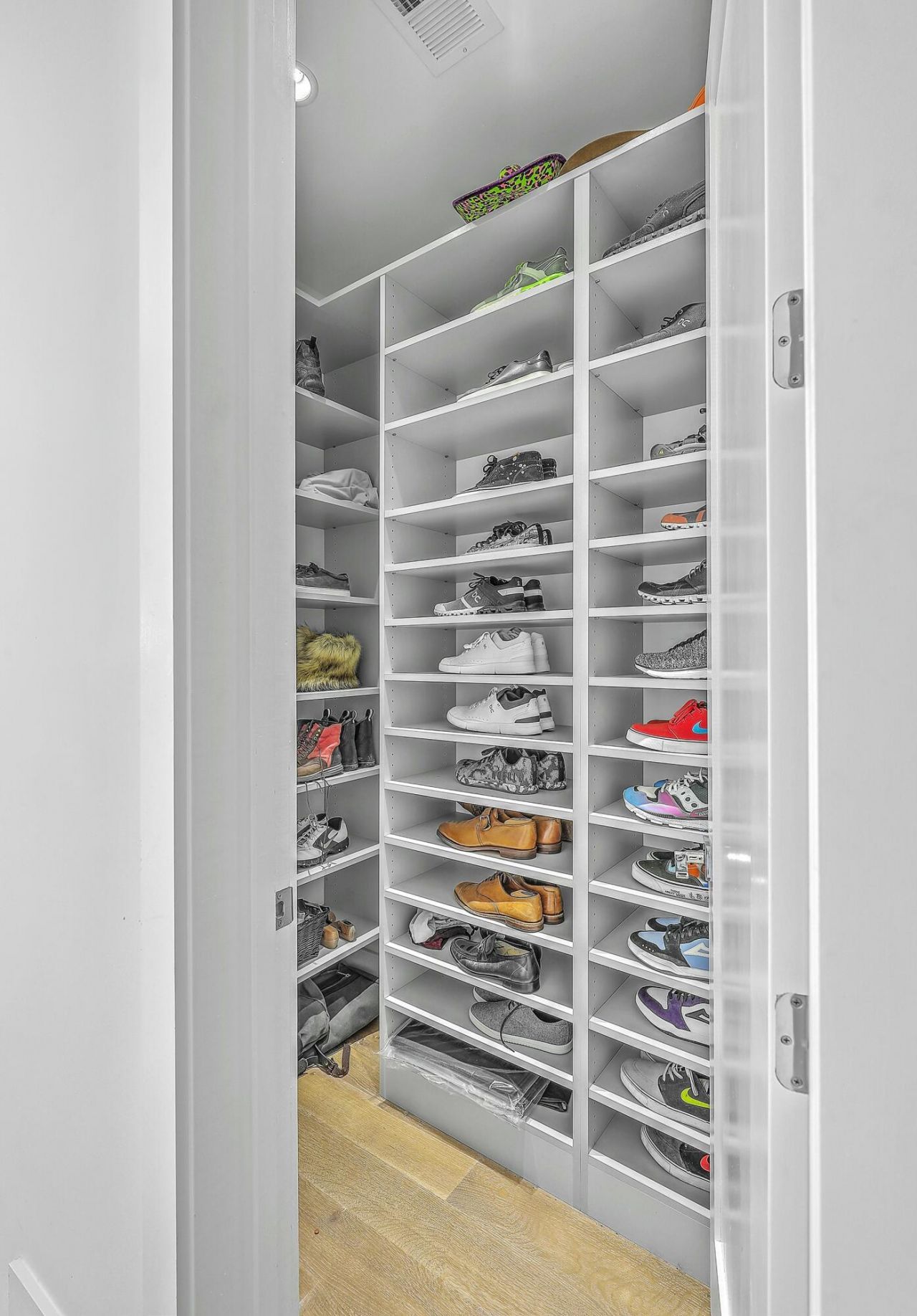 105 May Lane Photo 30