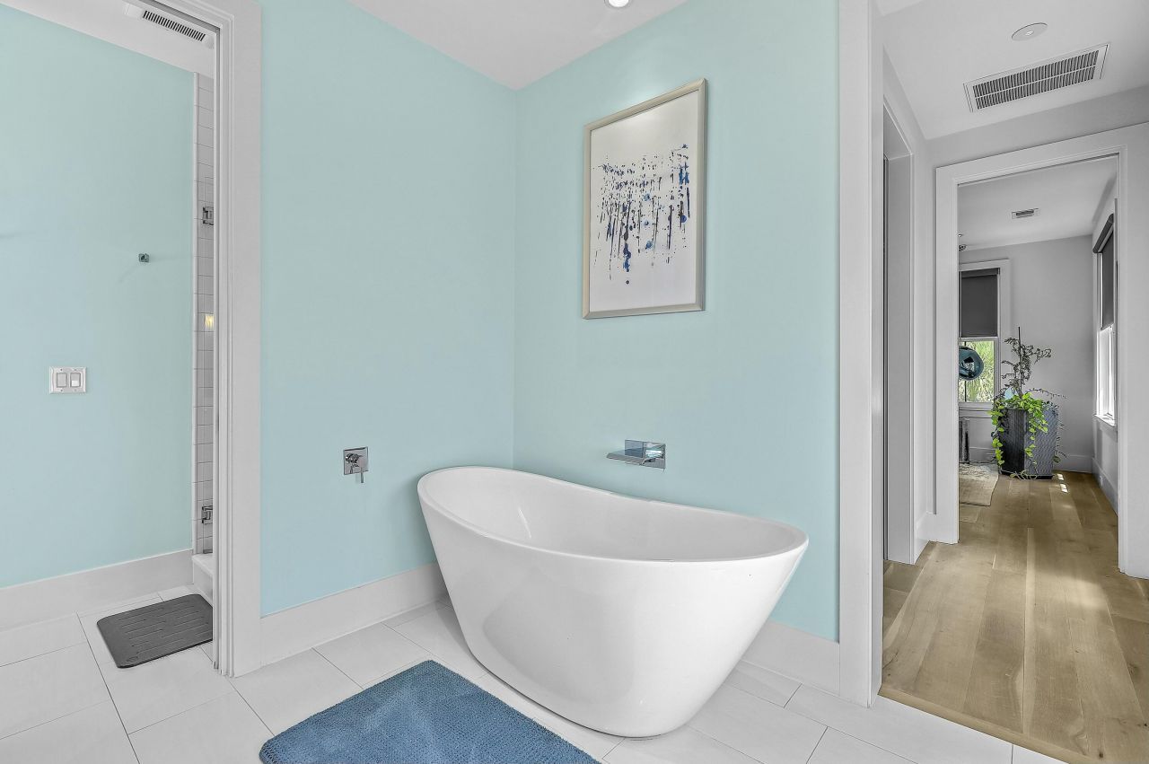 105 May Lane Photo 36