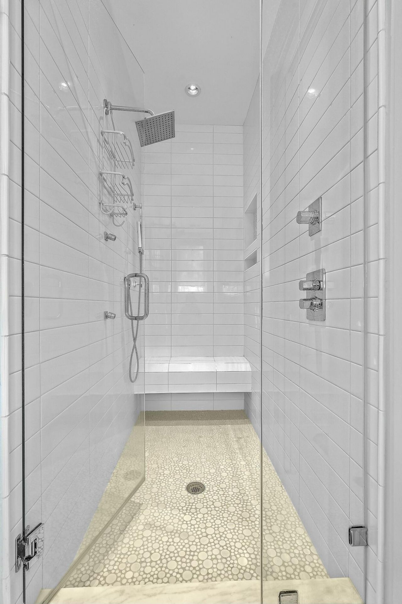 105 May Lane Photo 37