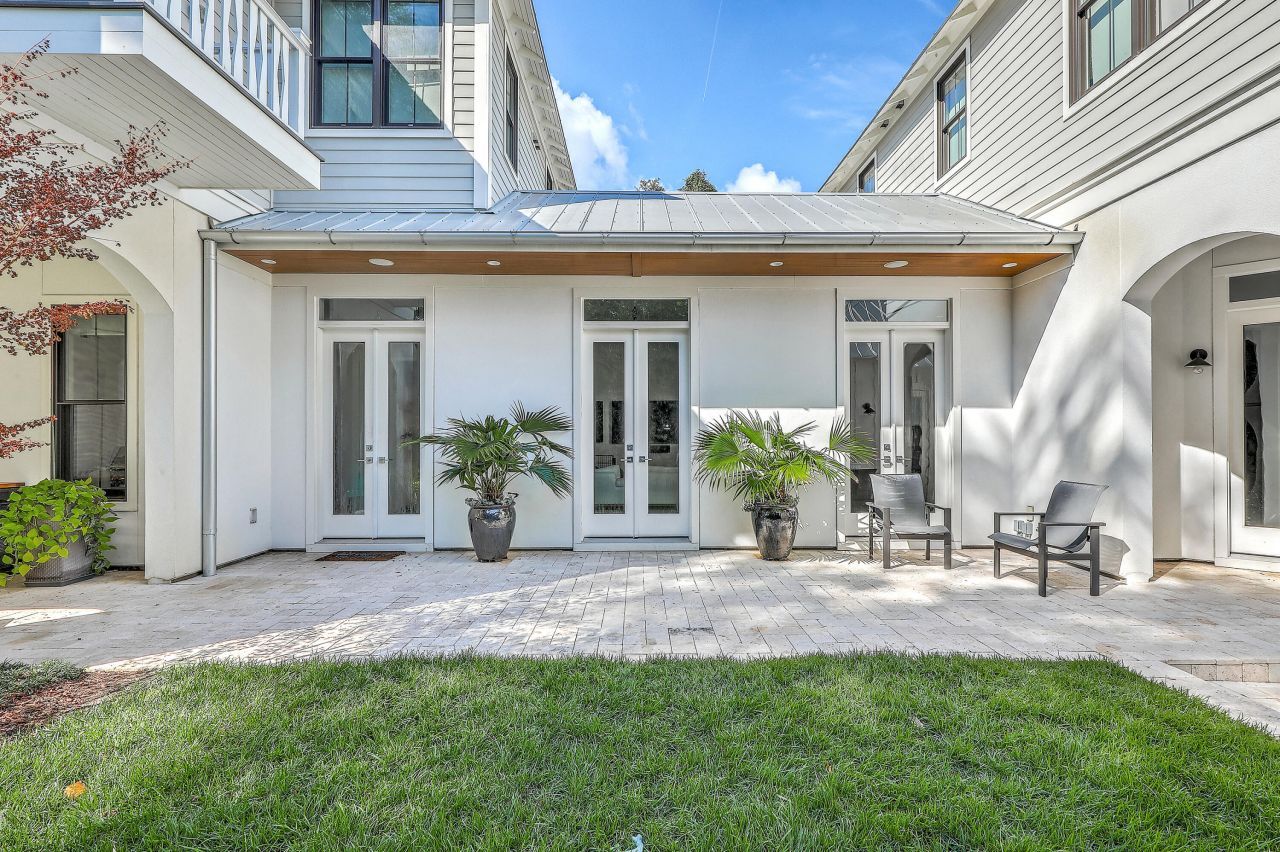 105 May Lane Photo 42