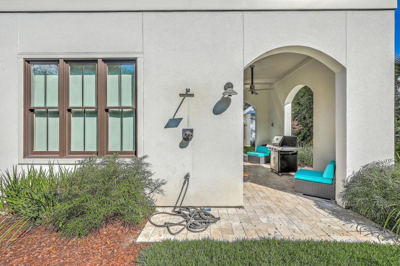 105 May Lane Photo 47