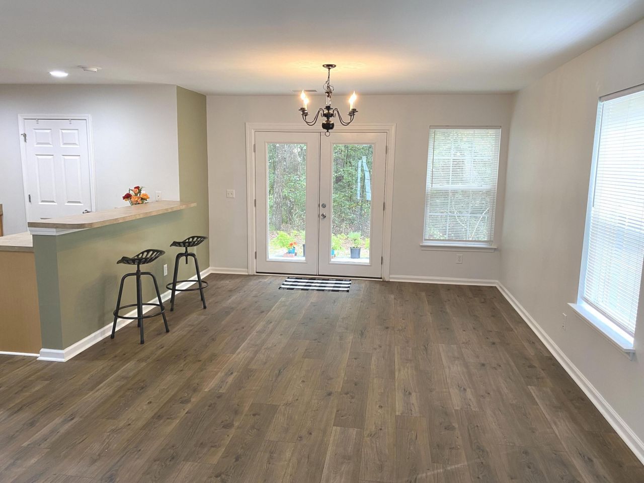 9126 Maple Grove Drive Photo 7