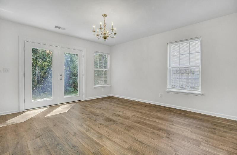 9126 Maple Grove Drive Photo 8