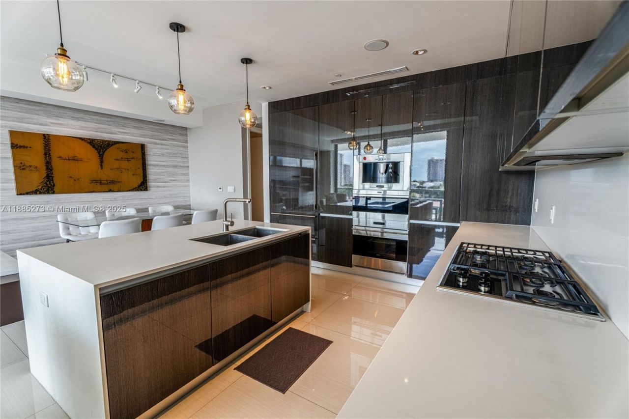 3250 NE 188th St, Unit 603, Aventura, FL 33180 Photo