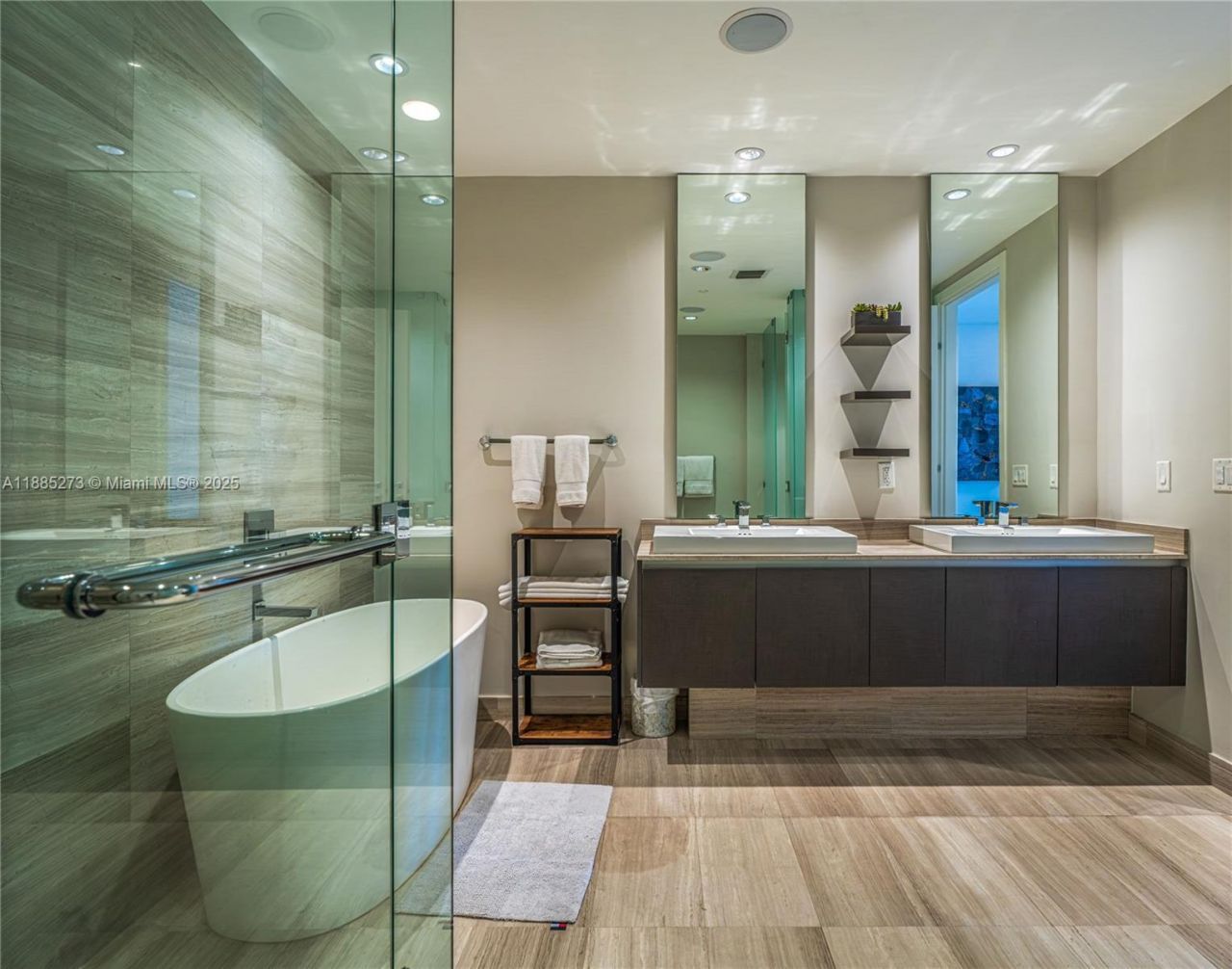 3250 NE 188th St, Unit 603, Aventura, FL 33180 Photo