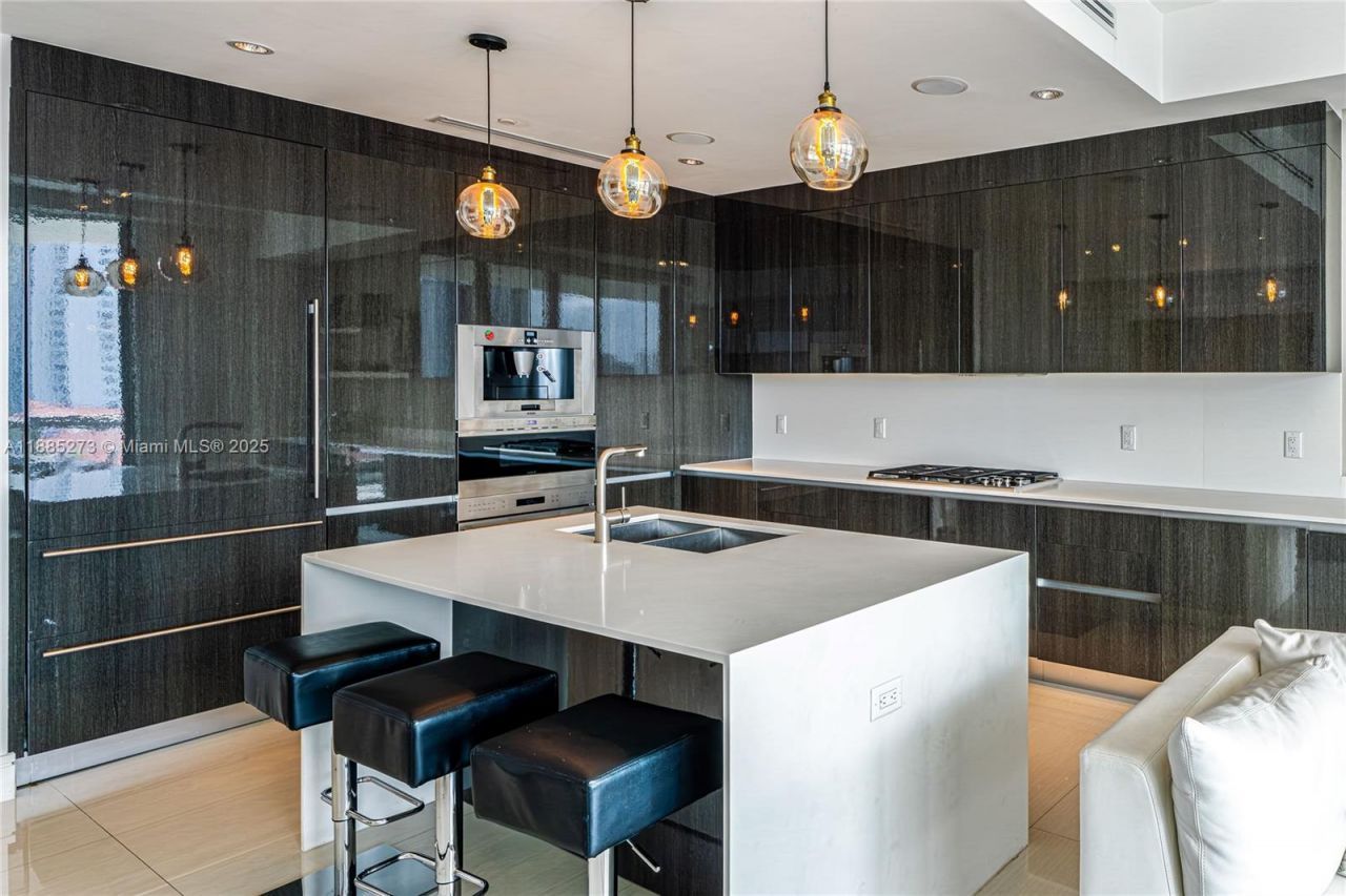 3250 NE 188th St, Unit 603, Aventura, FL 33180 Photo