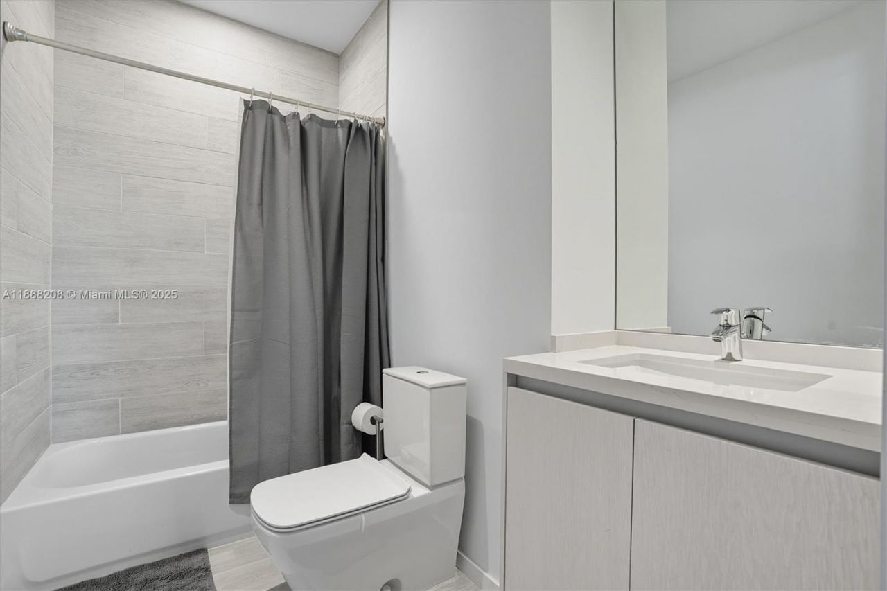 3156 SW 27th Ave, Unit 203, Miami, FL 33133 Photo