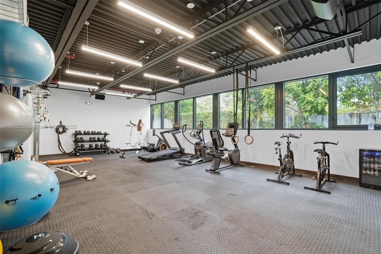 3156 SW 27th Ave, Unit 203, Miami, FL 33133 Photo