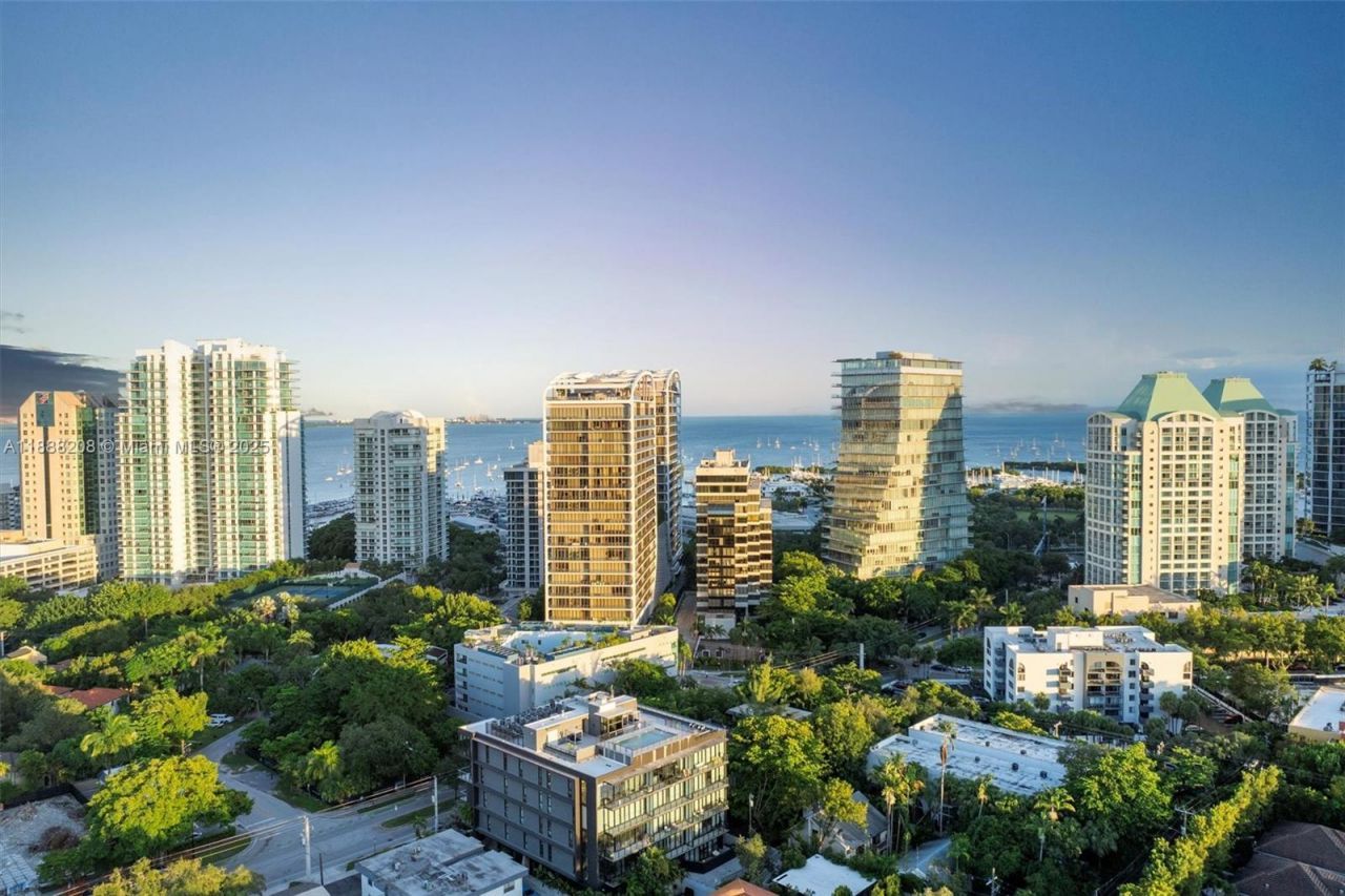 3156 SW 27th Ave, Unit 203, Miami, FL 33133 Photo