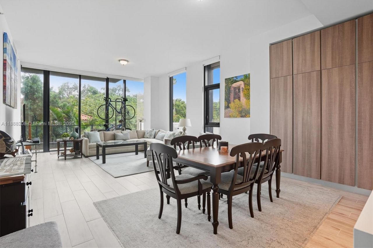 3156 SW 27th Ave, Unit 203, Miami, FL 33133 Photo