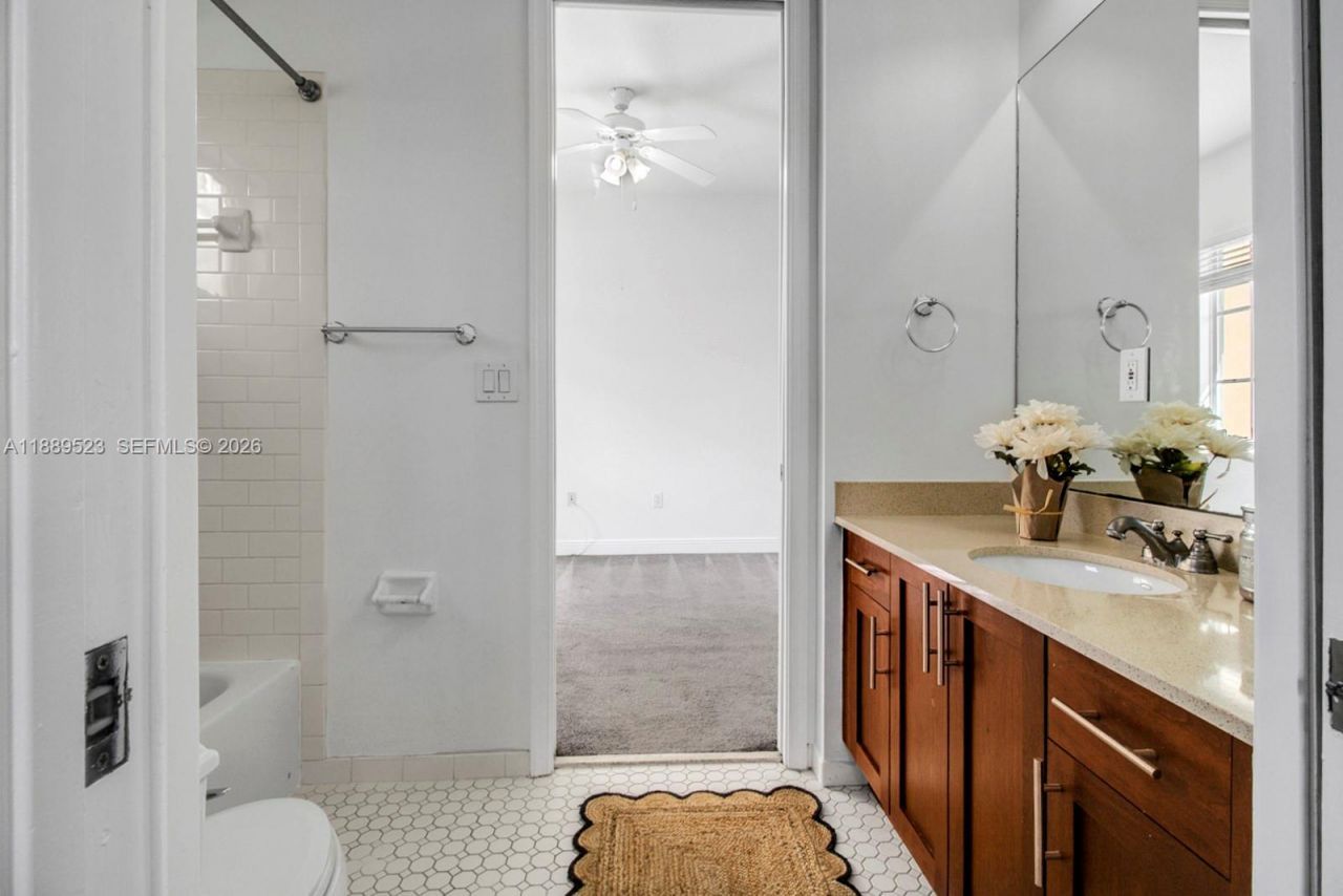 1332 SW 2nd Ct, Fort Lauderdale, FL 33312 Photo