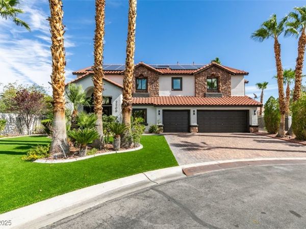 2200 Paseo Court, Las Vegas, NV 89117