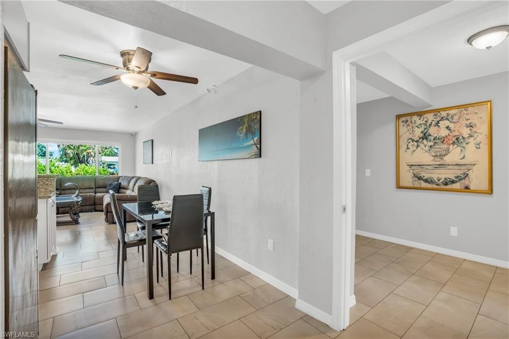 883 Coconut Cir E, Naples, FL 34104 Photo