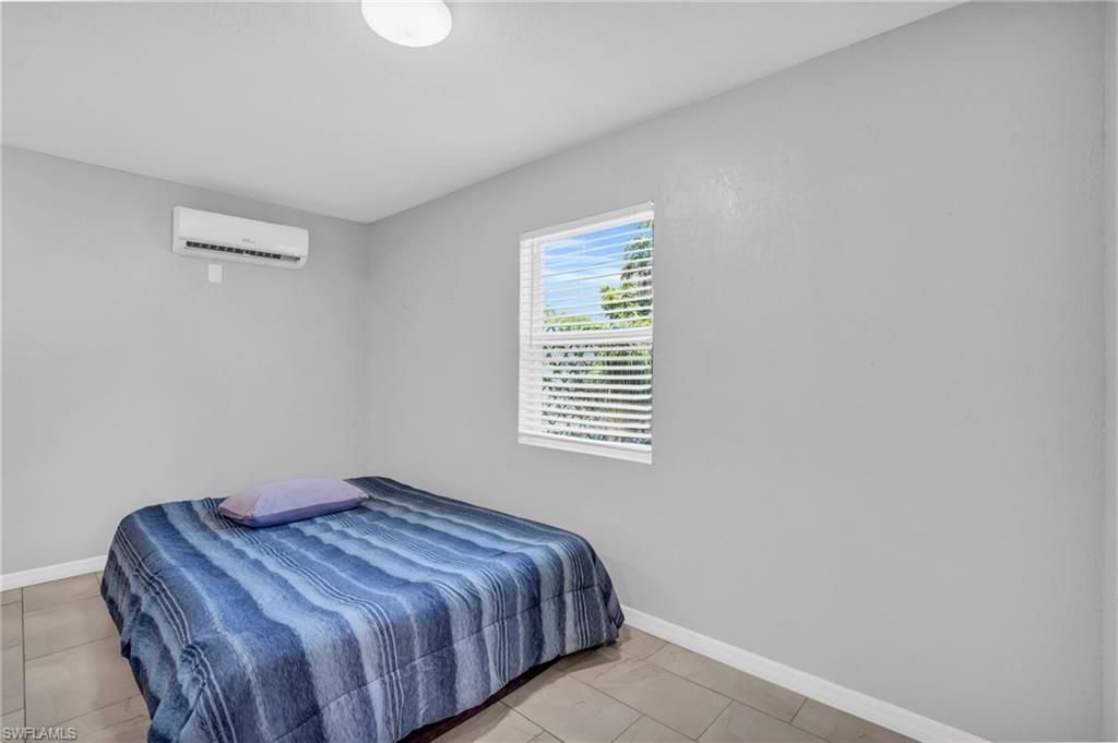 883 Coconut Cir E, Naples, FL 34104 Photo