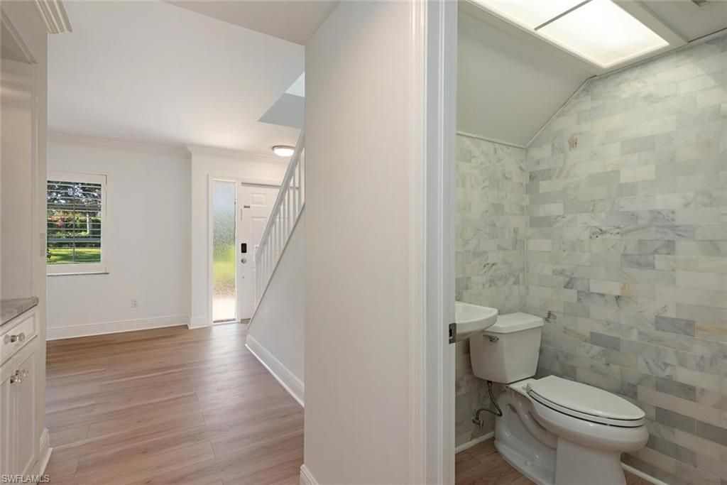 185 4th St S, Naples, FL 34102 Photo