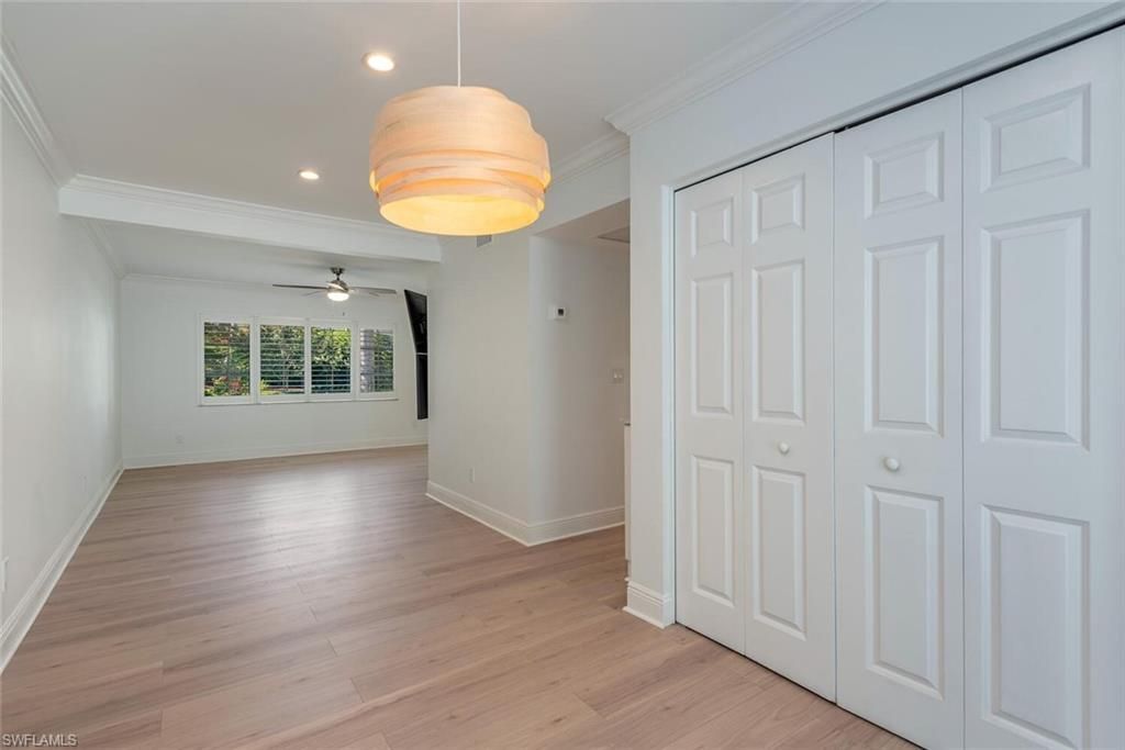 185 4th St S, Naples, FL 34102 Photo