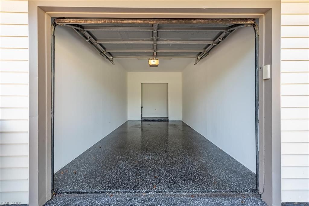 185 4th St S, Naples, FL 34102 Photo