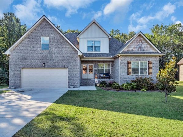 170 Briarwood Ln, Smithville, TN 37166