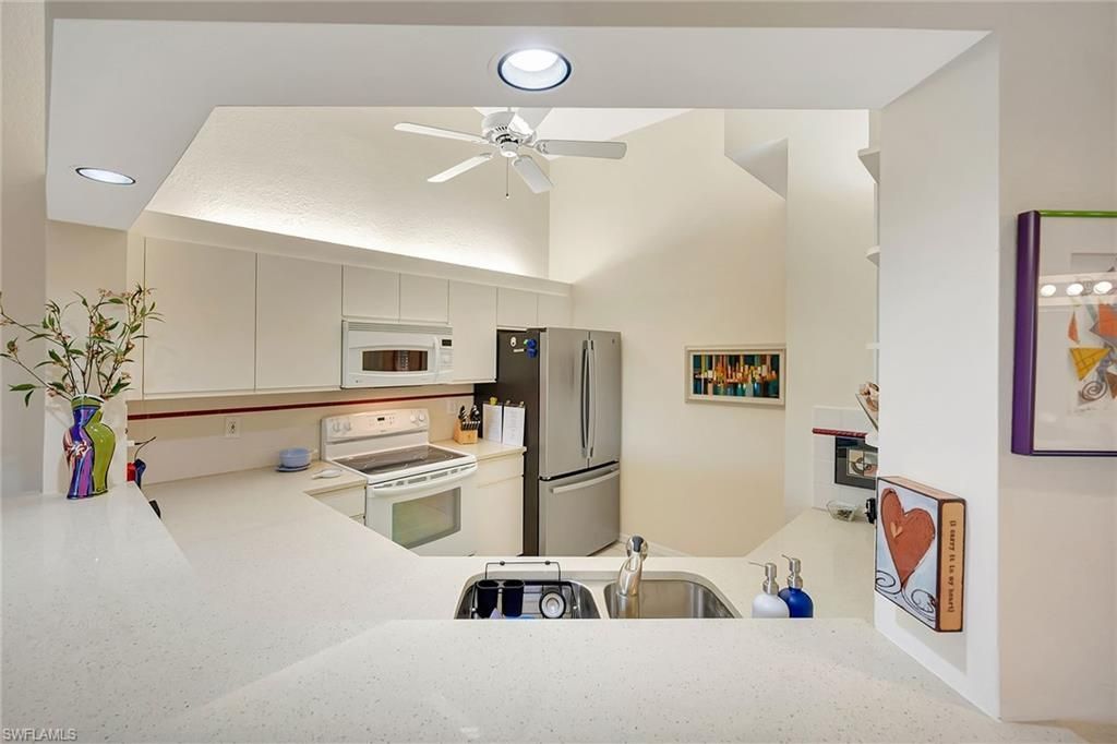 7654 Pebble Creek Cir, Unit 303, Naples, FL 34108 Photo