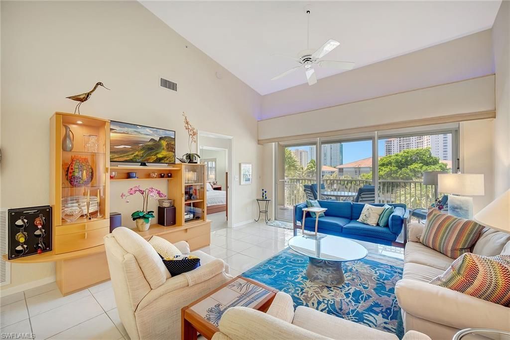 7654 Pebble Creek Cir, Unit 303, Naples, FL 34108 Photo