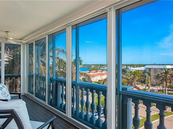 3003 Gulf Shore BLVD N, Unit 604, NAPLES, FL 34103