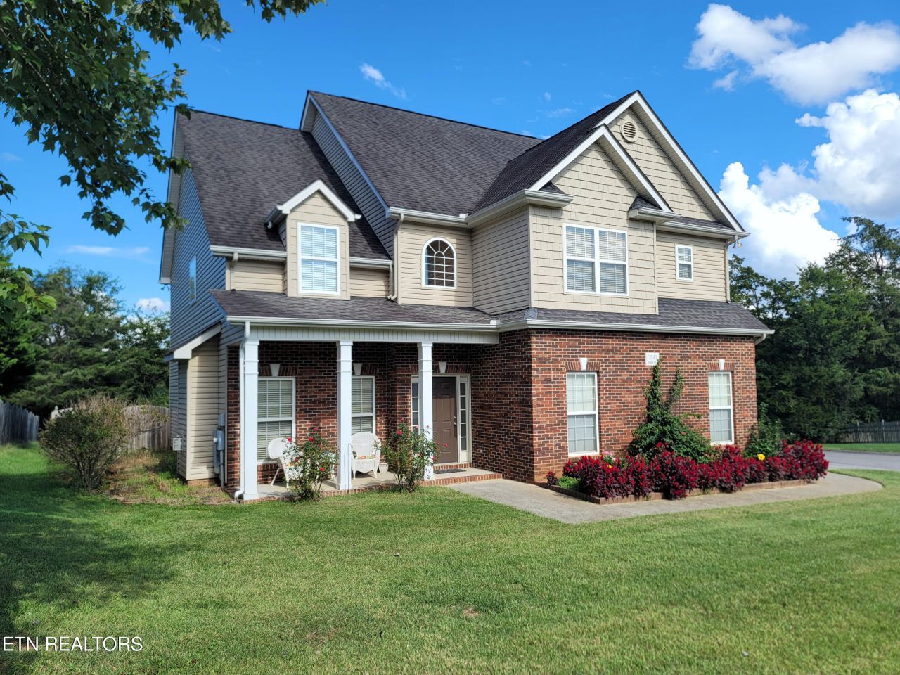 7541 Woodcreek View Lane, Knoxville, TN 37931 Main Photo