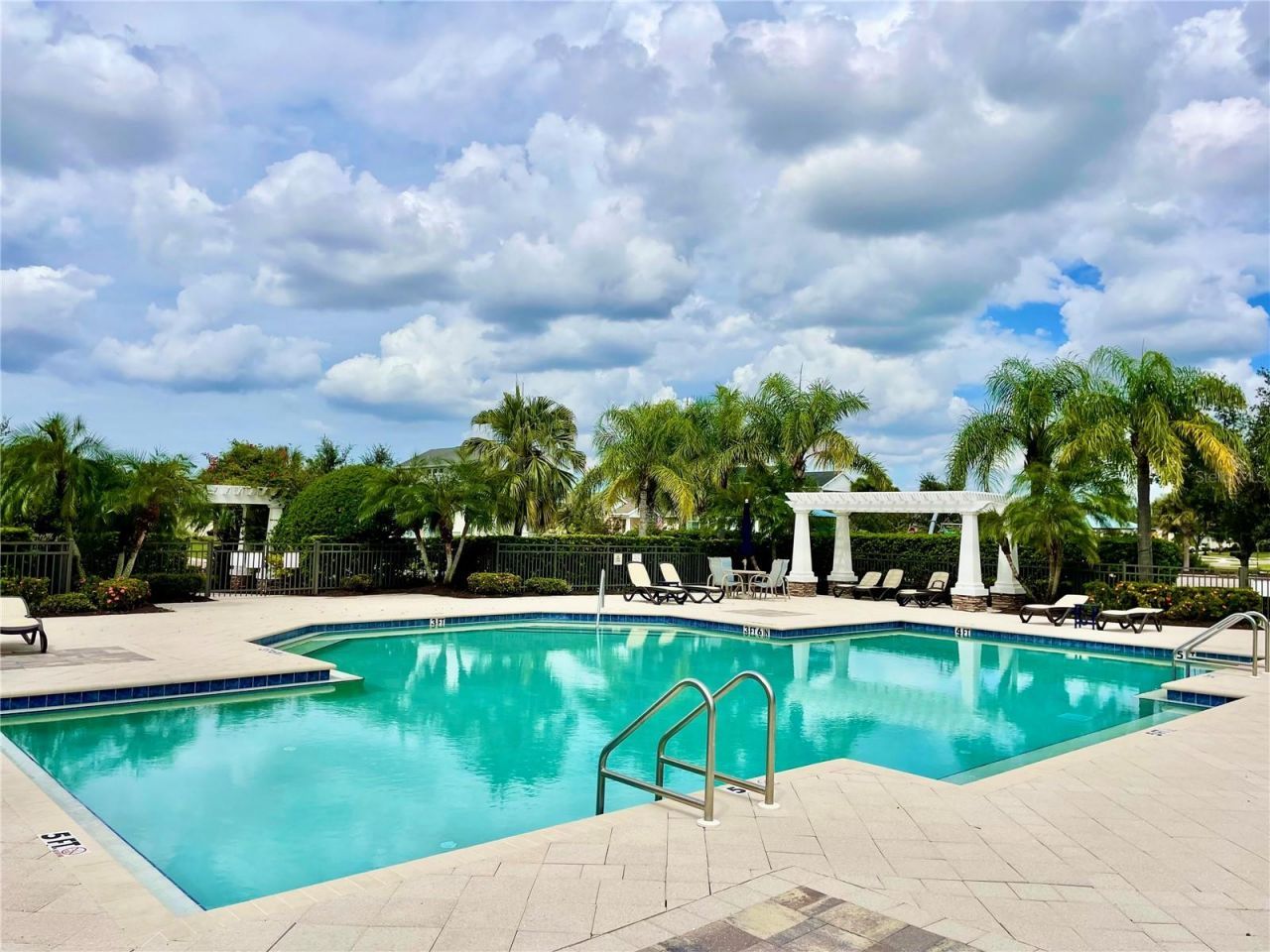 6417 Pine Breeze Run, Sarasota, FL 34243 Photo