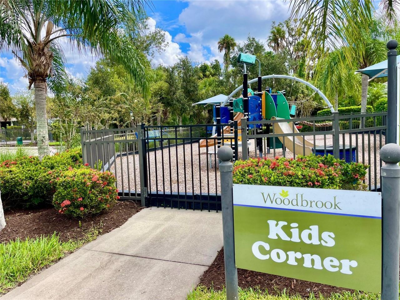 6417 Pine Breeze Run, Sarasota, FL 34243 Photo