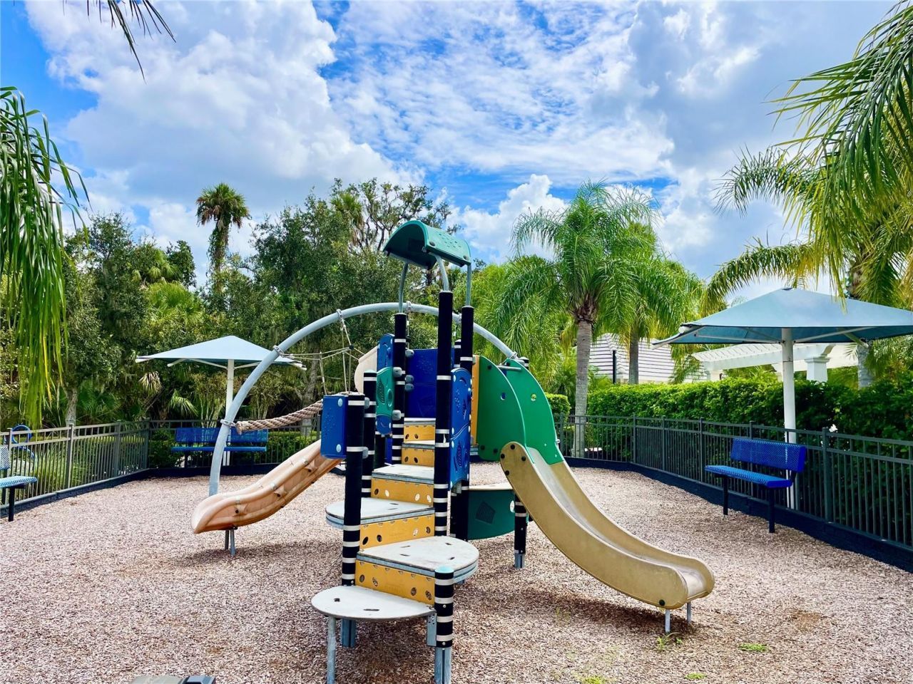 6417 Pine Breeze Run, Sarasota, FL 34243 Photo