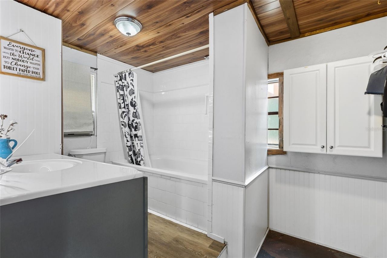 1069 SE Suwannee Trail, Branford, FL 32008 Photo