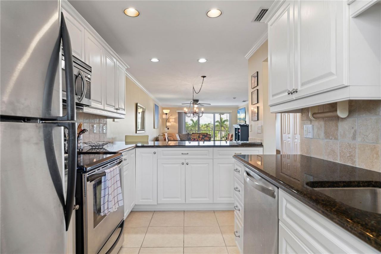 150 Harborside Avenue, Unit 313, Punta Gorda, FL 33950 Photo