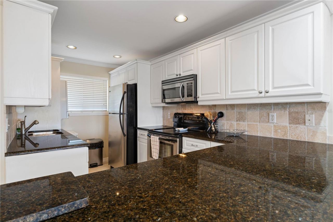 150 Harborside Avenue, Unit 313, Punta Gorda, FL 33950 Photo