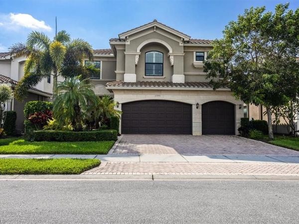 13800 Luna DR, NAPLES, FL 34109