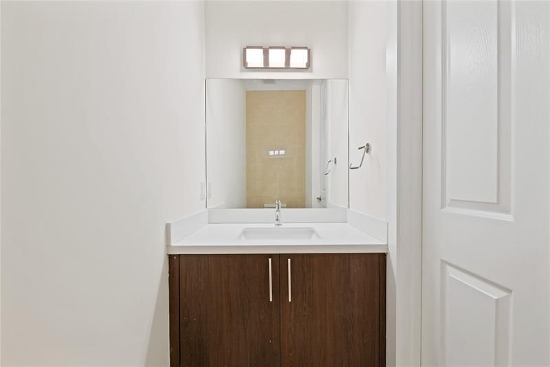 1434 SW 4th Avenue, Unit 1434, Fort Lauderdale, FL 33315 Photo